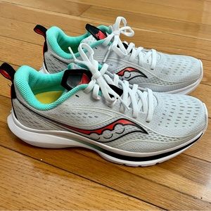 Saucony Kinvara 13 Running Shoes - Women’s 6.5, White ViZi